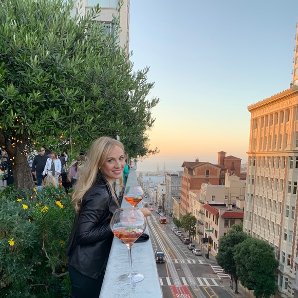 Meet your Posher, Sophie - Picture 1 of 1